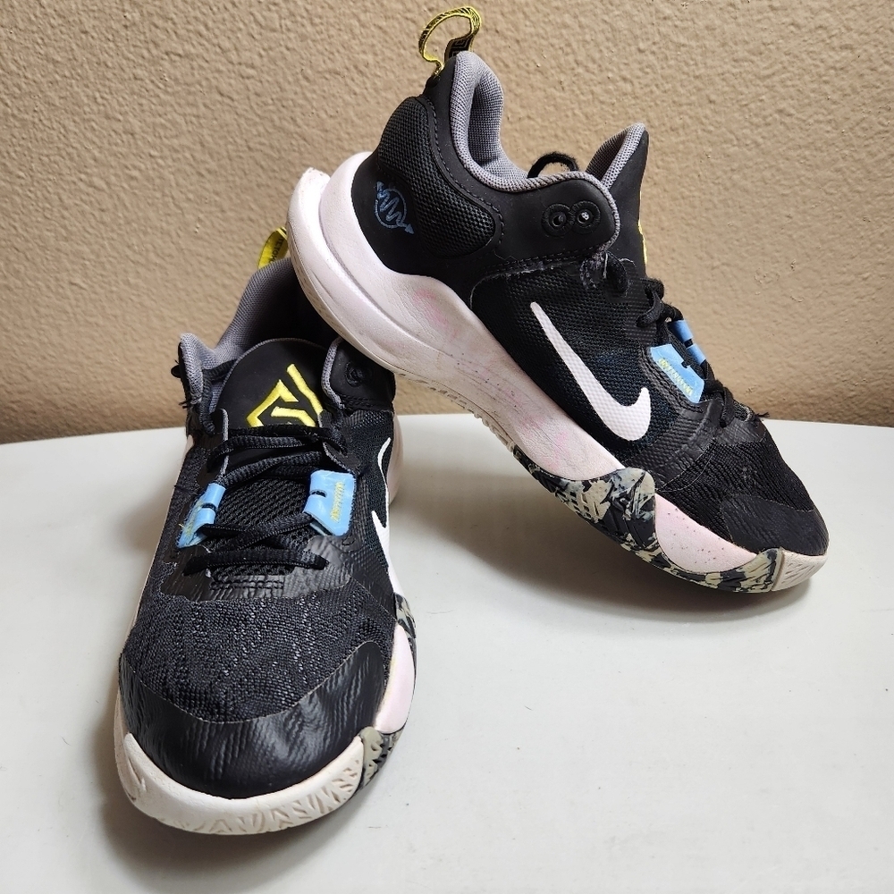 Nike Giannis Bucks #34 Immortality 2 GS 'Black White'/DQ1943-001-Size 5Y